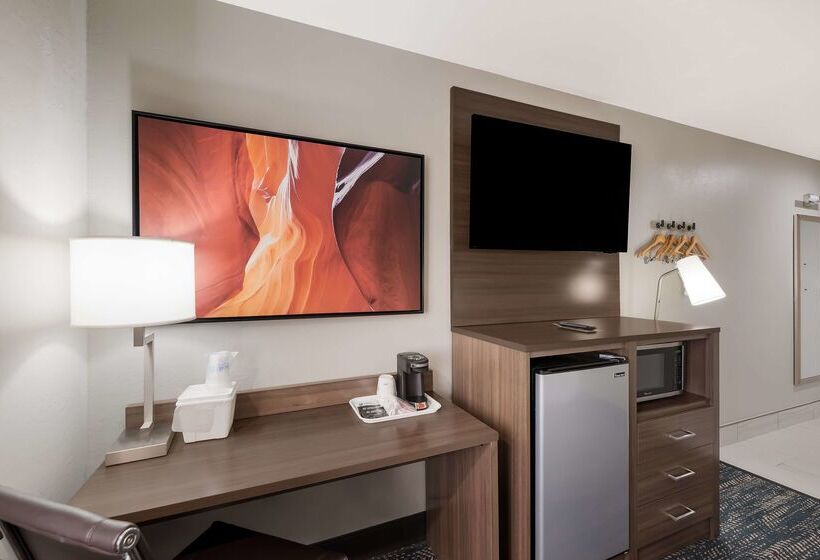 モーテル Best Western Bellemont Shadow Mountain Inn