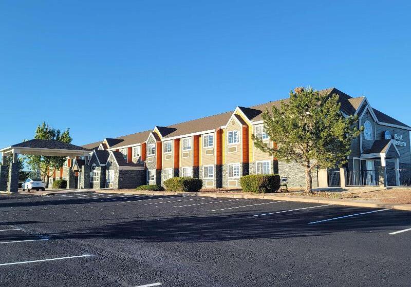 モーテル Best Western Bellemont Shadow Mountain Inn