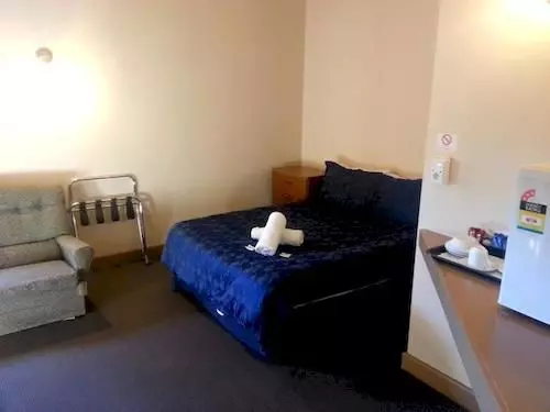 汽车旅馆 Reid's Guest House