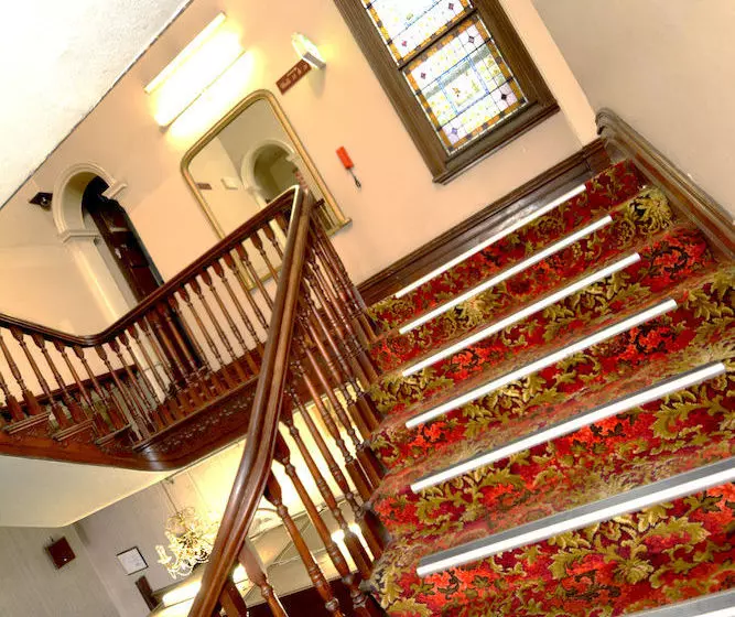 汽车旅馆 Reid's Guest House