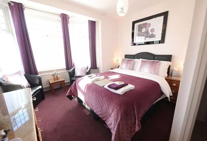 Majatalo Toulson Court