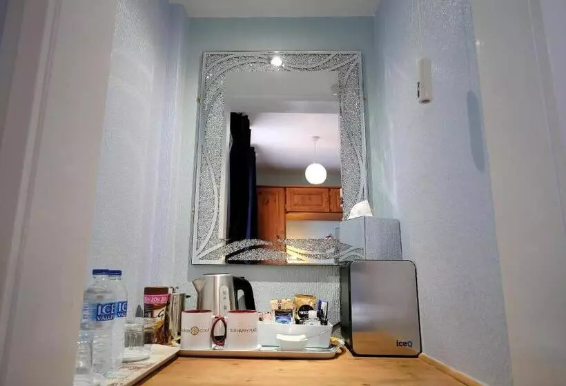 Majatalo Toulson Court