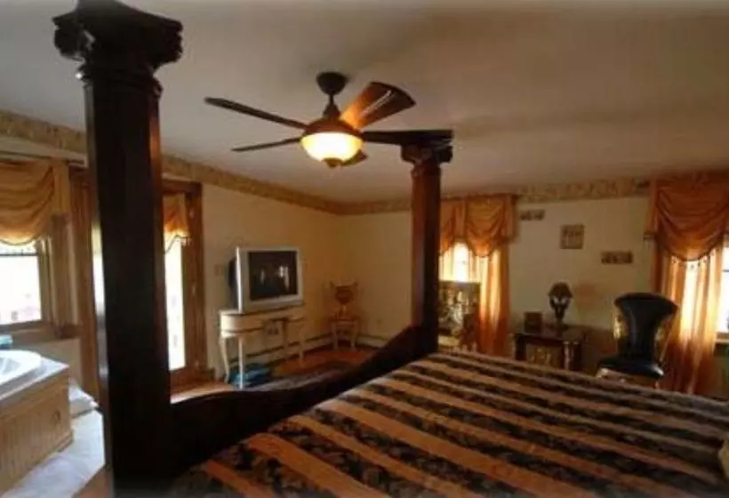 The Lion & The Rose B&b