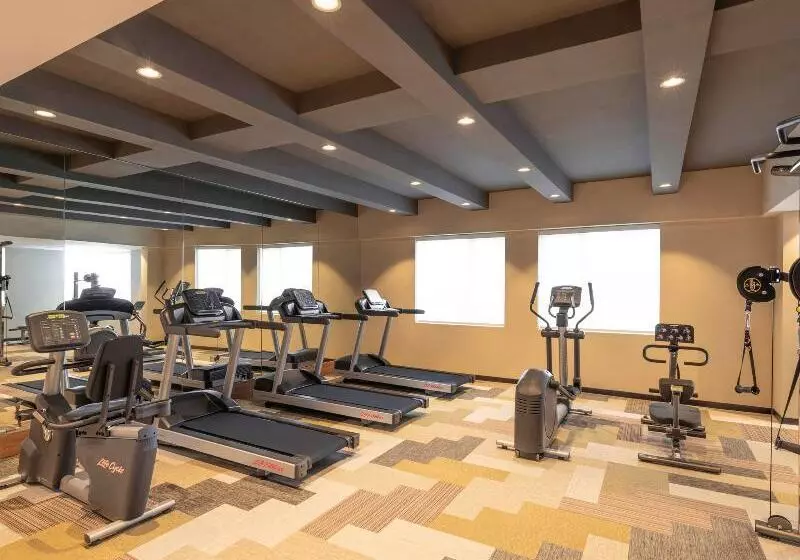 ホテル Ibis Mumbai Vikhroli