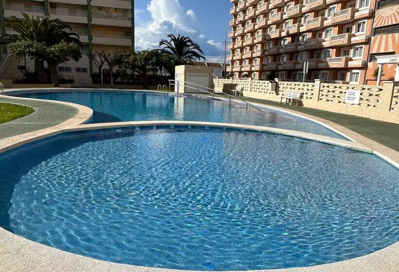 Apartamentos Azahar 3000