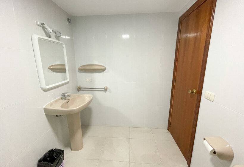Apartamentos Azahar 3000