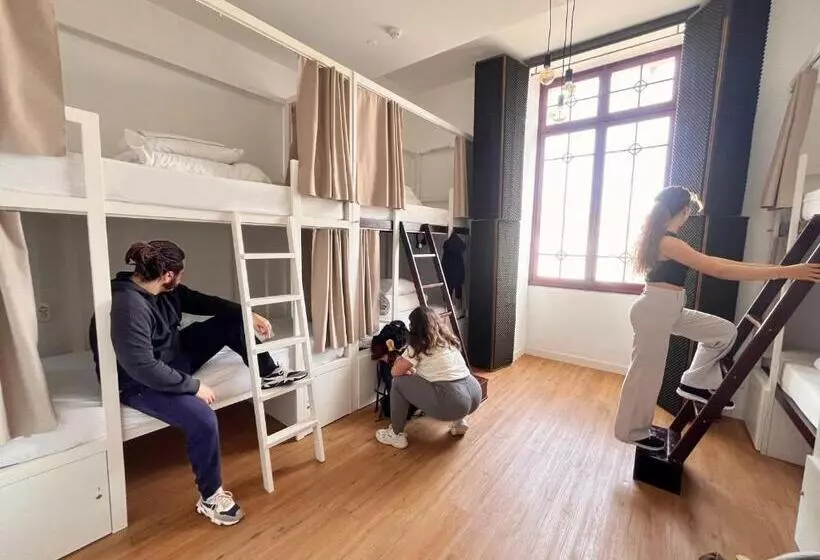 Lisbon Destination Hostel