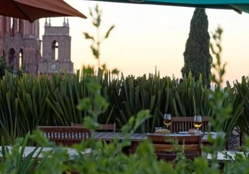 ベッドアンドブレックファースト Casa De Los Olivos