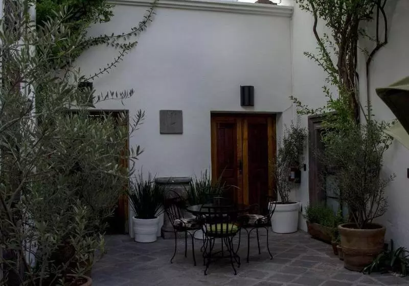 ベッドアンドブレックファースト Casa De Los Olivos