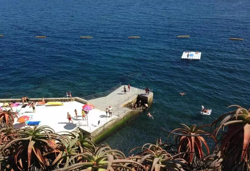 Aamiaismajoitus (B&B) Vitorina Corte Guesthouse