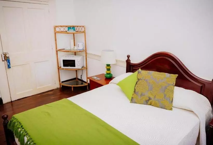 Aamiaismajoitus (B&B) Vitorina Corte Guesthouse