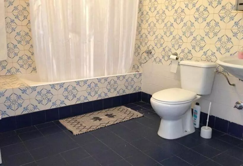 Aamiaismajoitus (B&B) Vitorina Corte Guesthouse