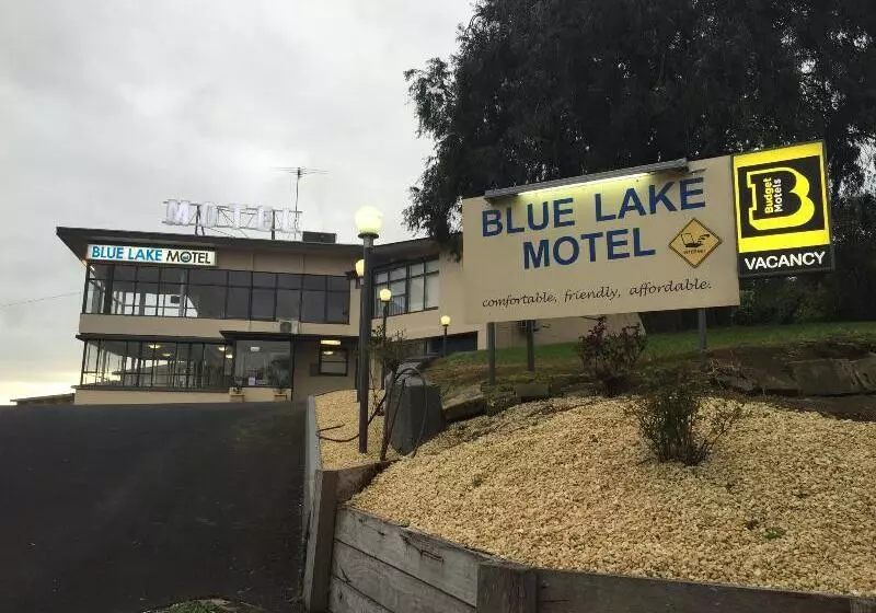 Blue Lake Motel