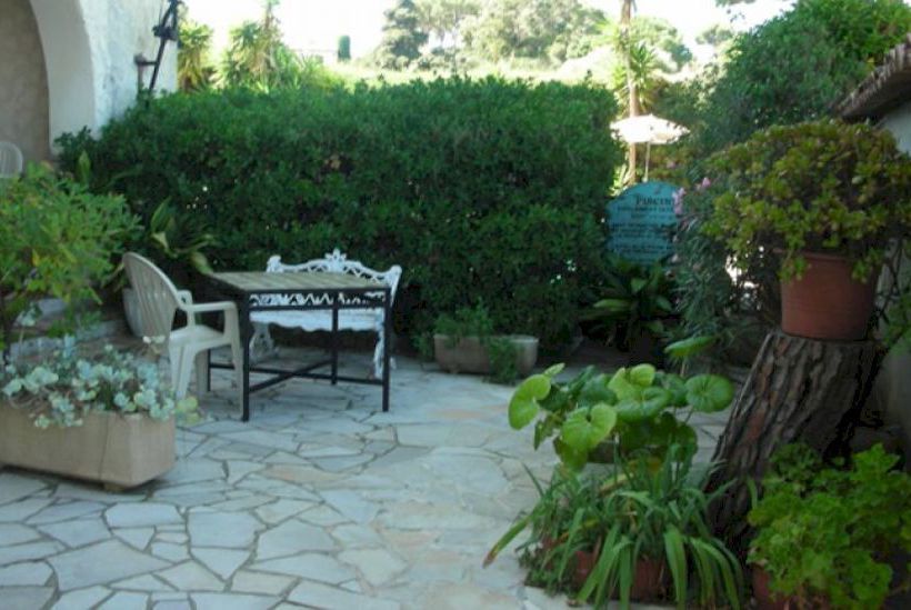 בית מלון כפרי Castel Garoupe