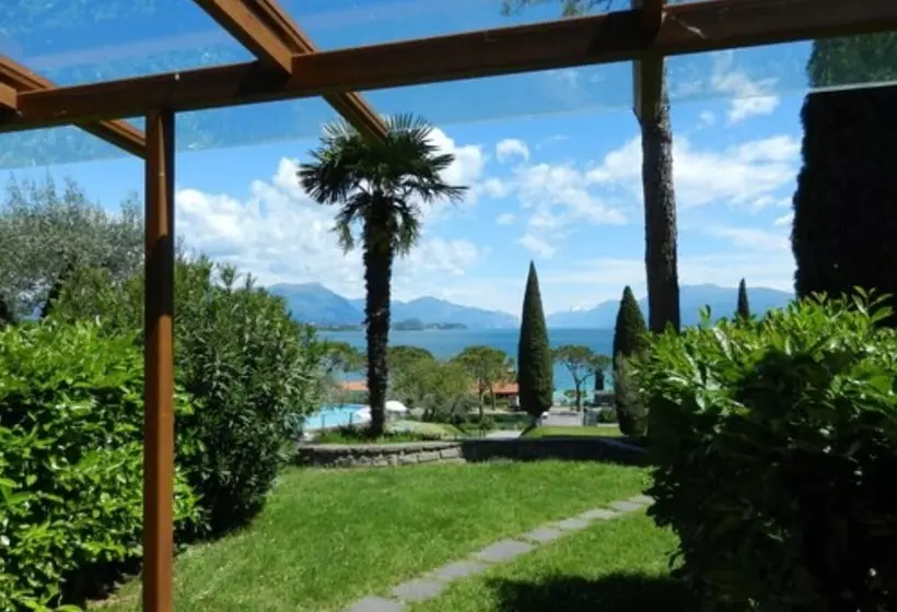 هتل Club Del Sole Desenzano Lake Village