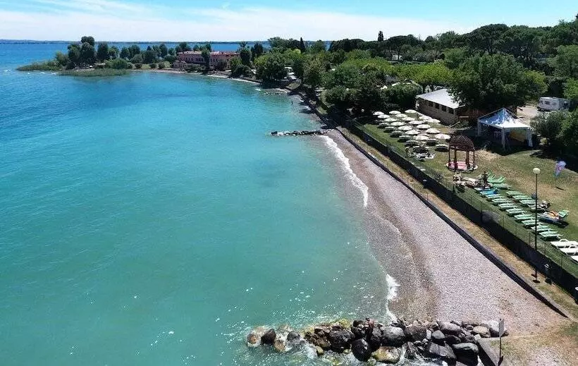 هتل Club Del Sole Desenzano Lake Village