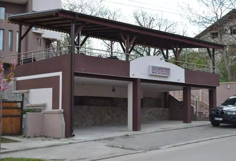 هتل Guesthouse Vila Dnd