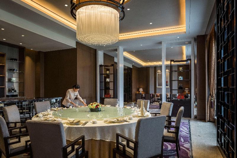 호텔 Hualuxe Yangjiang City Center, An Ihg