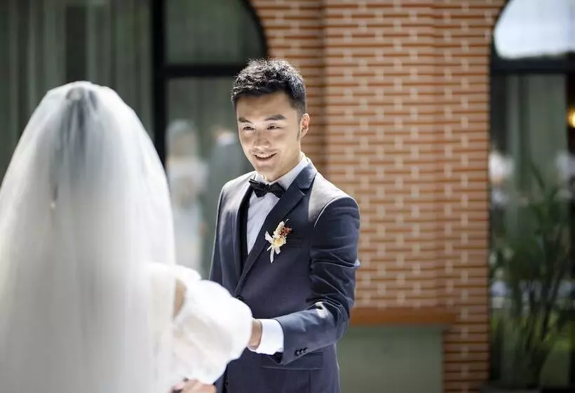 酒店 Hualuxe Yangjiang City Center, An Ihg