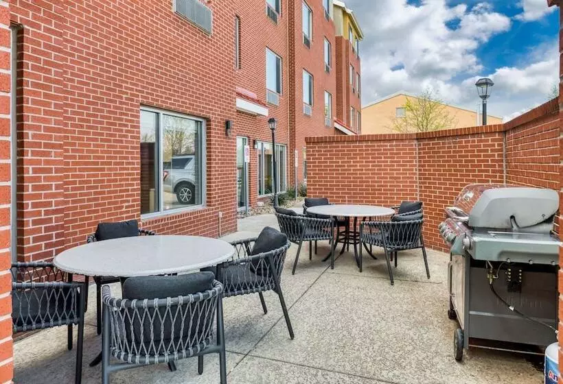 Отель Towneplace Suites By Marriott Dallas Mckinney