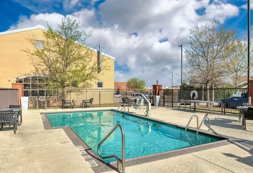 Отель Towneplace Suites By Marriott Dallas Mckinney