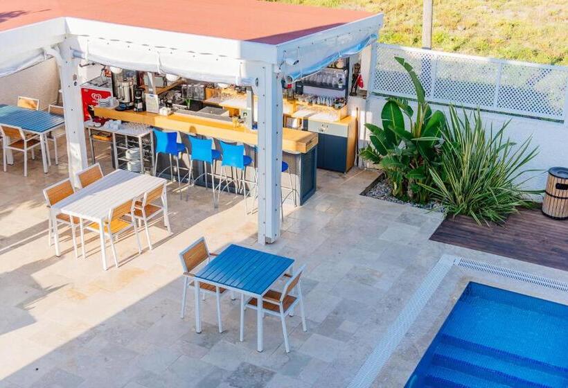 فندق Via Farilya