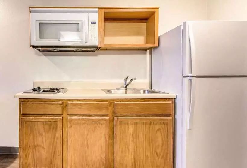 Отель Woodspring Suites Houston Baytown