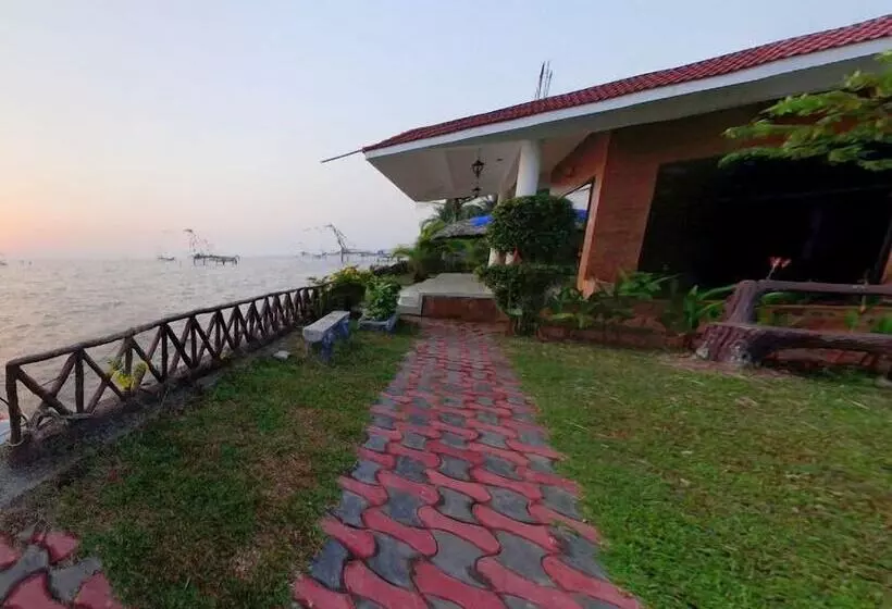 Lake Symphony Resort