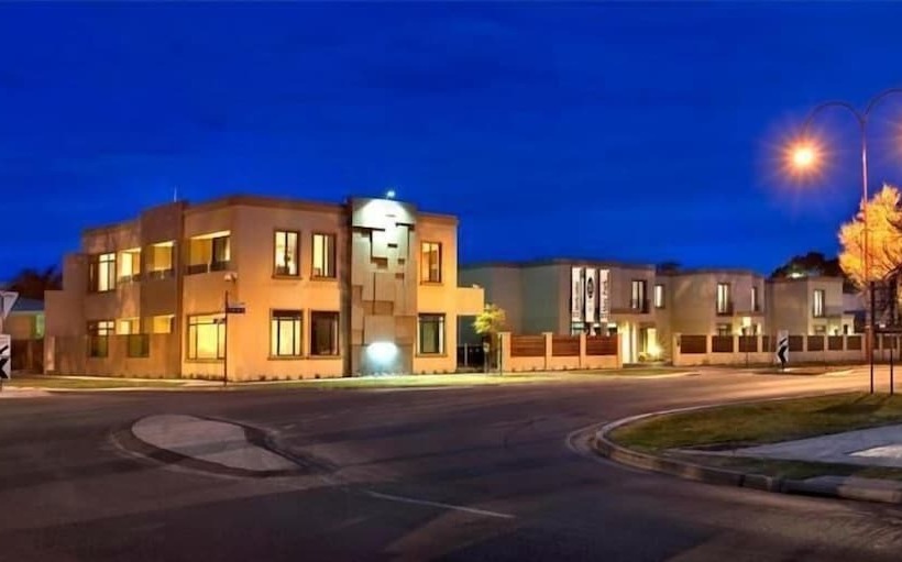 May Park Executive Apartments