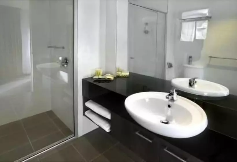 May Park Executive Apartments