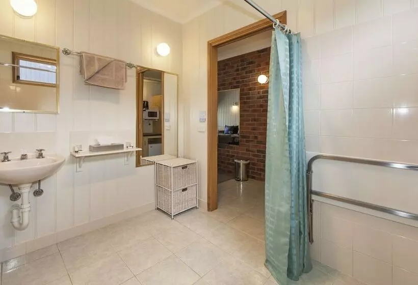 モーテル Ararat Motor Inn