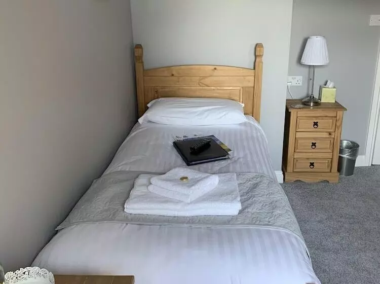 Пансион Hensleigh House