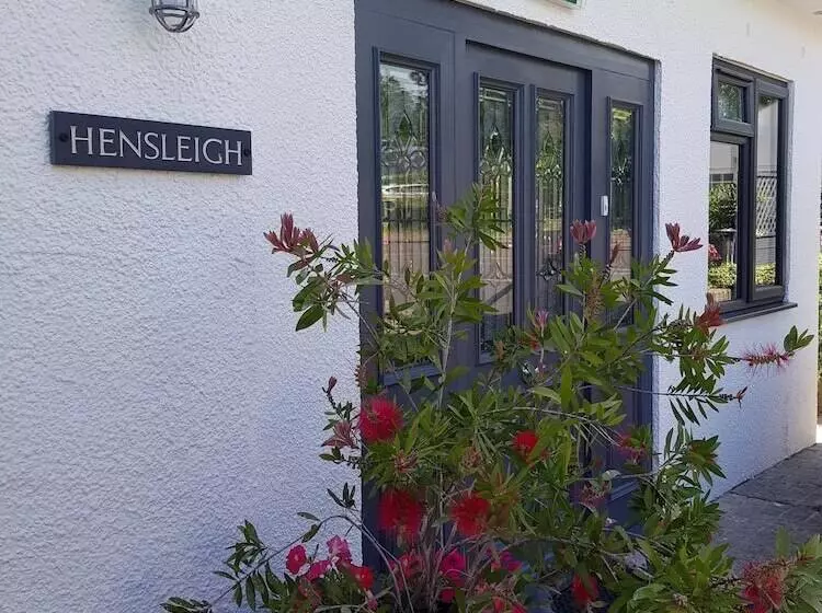 Пансион Hensleigh House