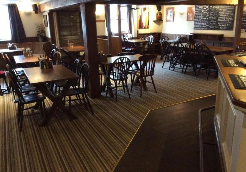 The Silverton Inn   B&b