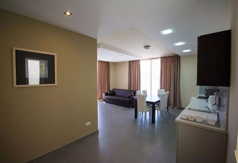 Apartamentos Depiro Point