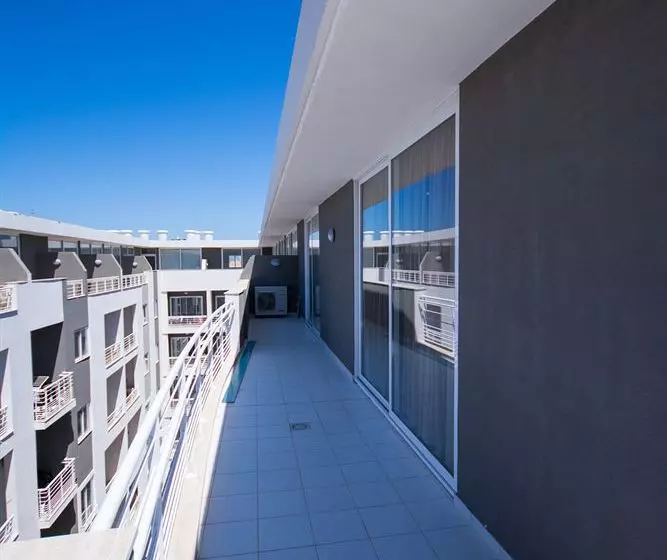 Apartamentos Depiro Point