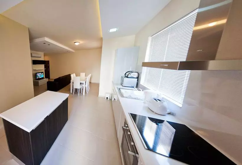 Apartamentos Depiro Point