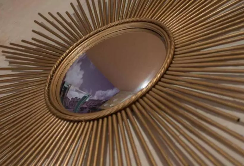 تختخواب و صبحانه The Vincent