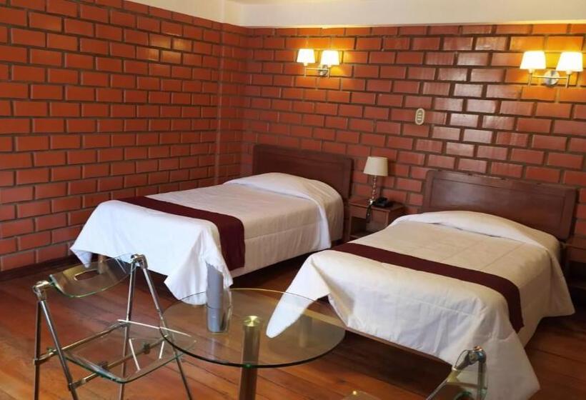 簡易ホテル La Casa De Margott