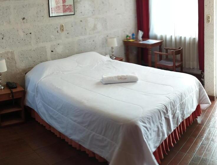 簡易ホテル La Casa De Margott