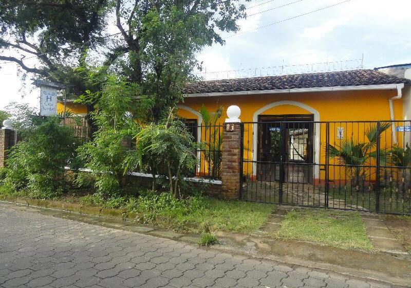 هتل Casa Barcelona