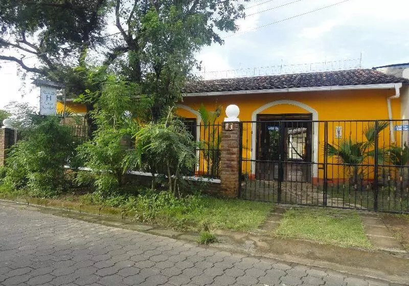 هتل Casa Barcelona