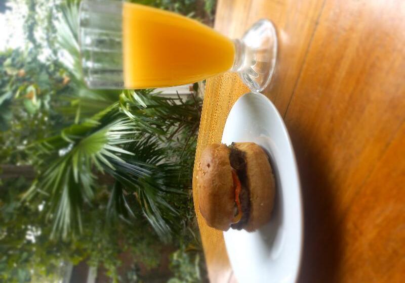 هتل Casa Barcelona