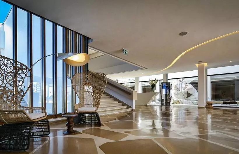 Elma Hotel And Art Complex