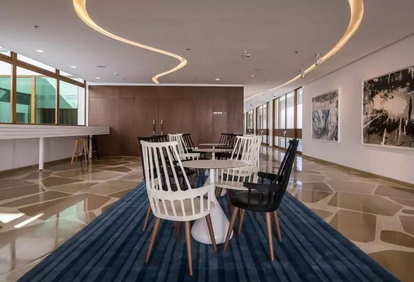 Elma Hotel And Art Complex