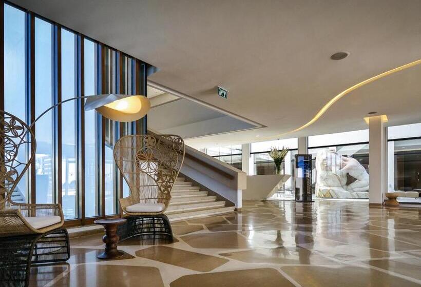 Elma Hotel And Art Complex