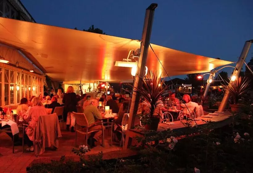 فندق Gripsholms Värdshus