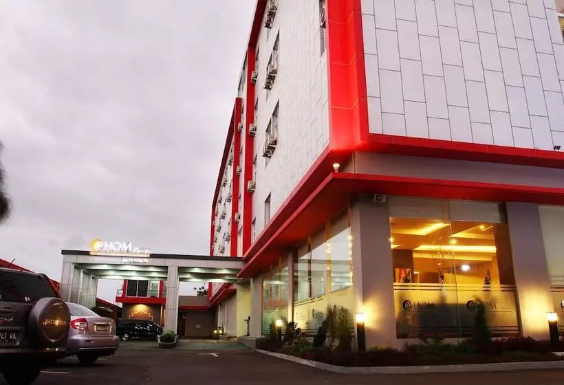 Hotel @hom Premiere Cilacap