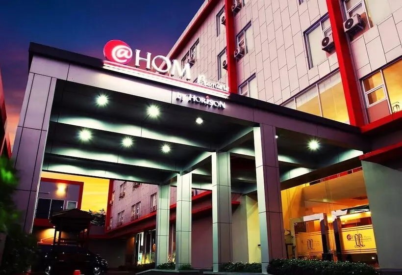 Hotel @hom Premiere Cilacap