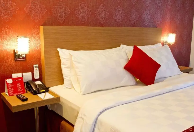 Hotel @hom Premiere Cilacap
